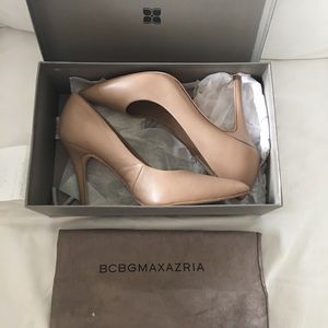 BCBGmaxazria nude leather pump